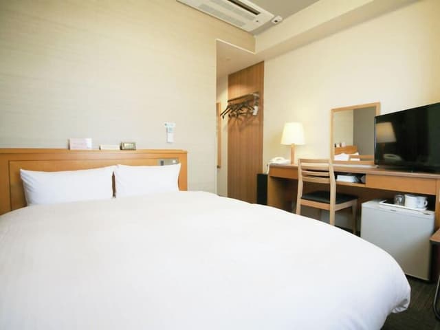 Semi double Room, Smoking