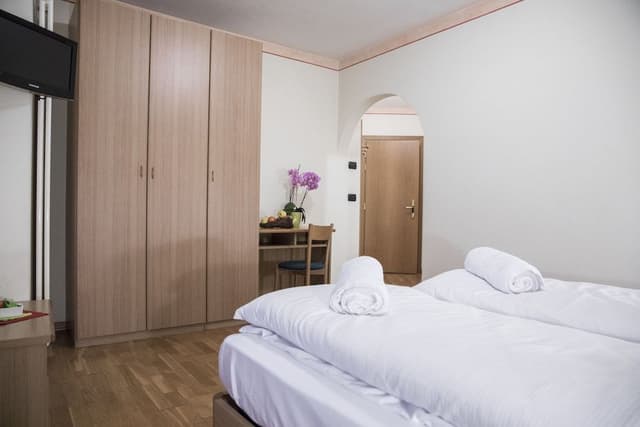 Basic Double Room