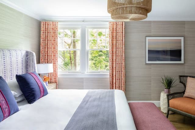 Deluxe Room, 1 King Bed