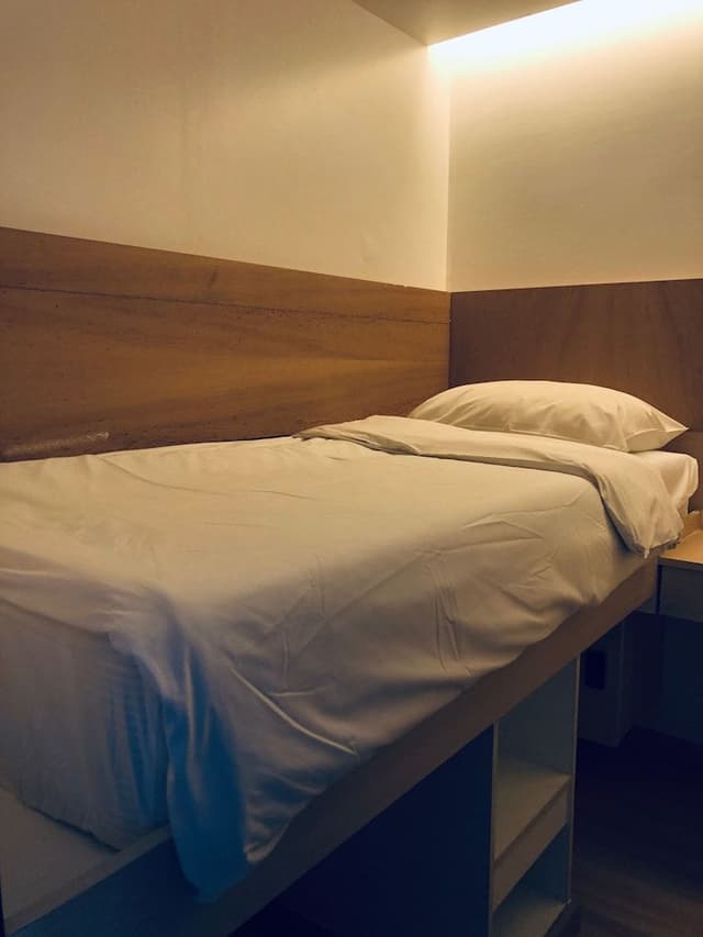 Basic Single Room, 1 Twin Bed, Non Smoking, Shared Bathroom