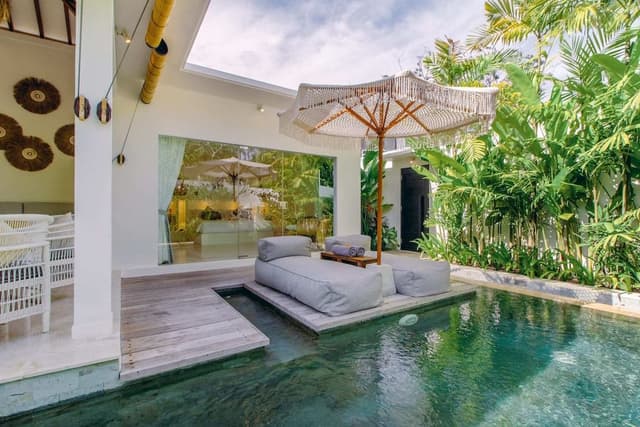 Basic Villa, 1 King Bed