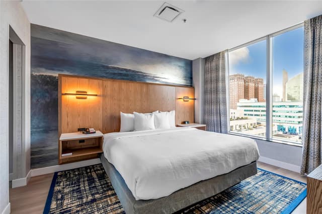 2 ROOM SUITE-PURE WELLNESS-1 KING BED