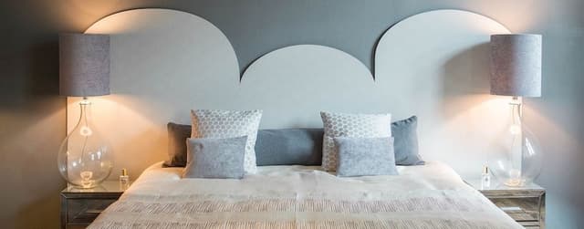 Deluxe Room, 1 King Bed (Marnie)