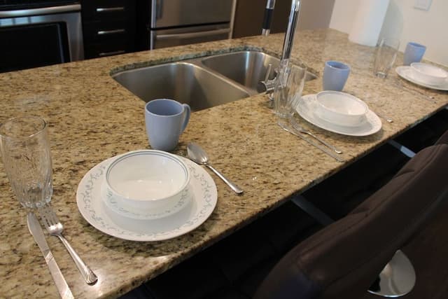 Luxury Condo, 1 Bedroom, Balcony, City View