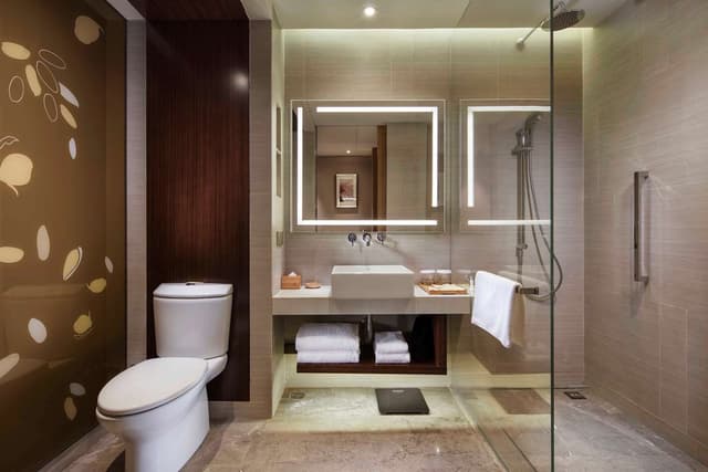 KING GUEST ROOM