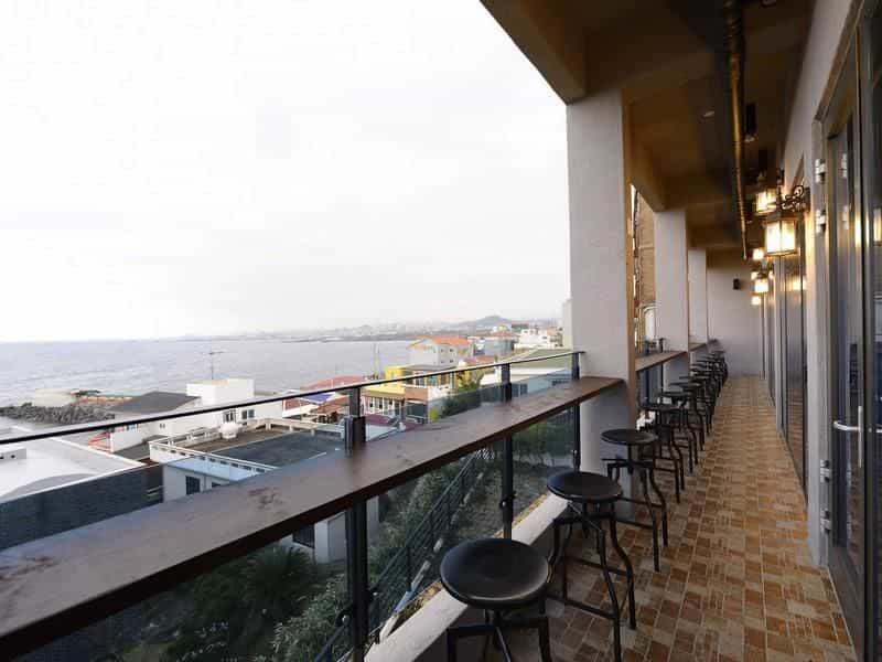 Frame Pension Jeju Frame Pension Jeju