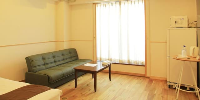 Theater Queen Room Non Smoking