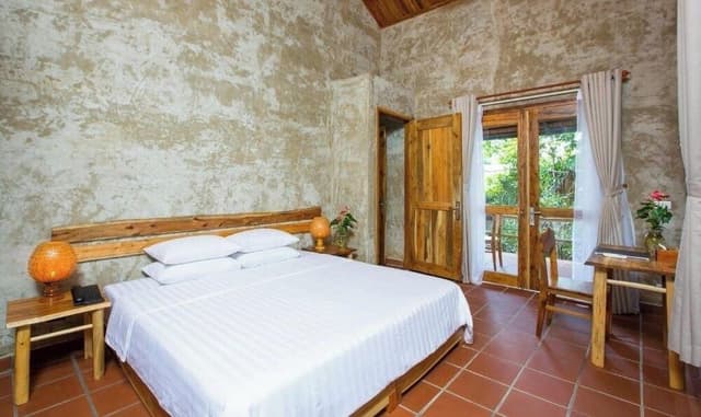 Deluxe Bungalow, Balcony, Courtyard View