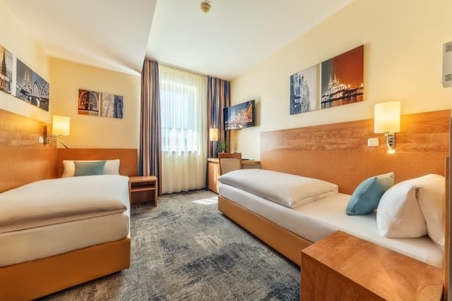 Comfort Twin Room