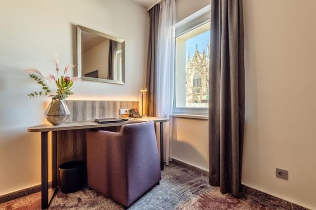 Superior Double Room (Cathedral View)
