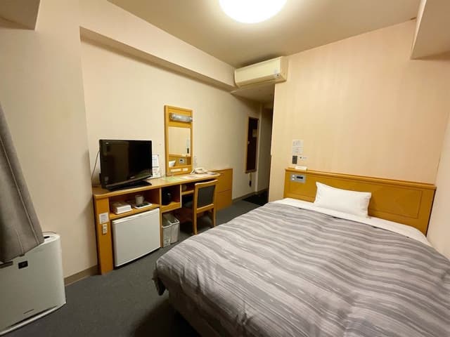 Comfort Single Room, Smoking