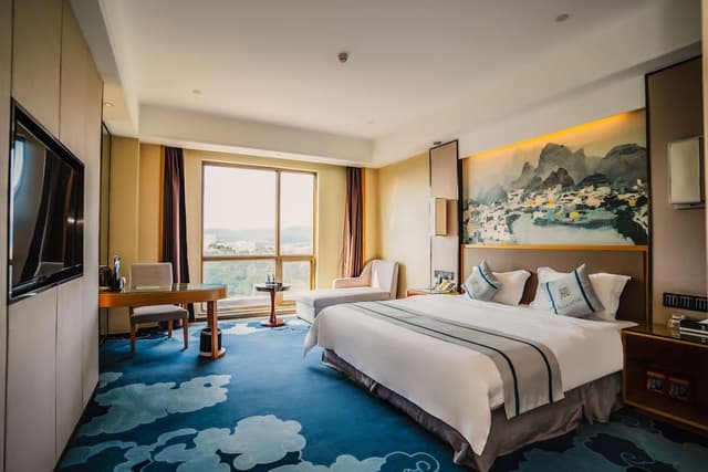 Luxury Single Room, City View