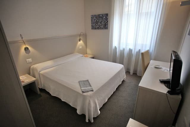 Classic Single Room, 1 Large Twin Bed