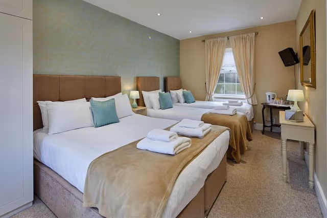 Standard Quadruple Room