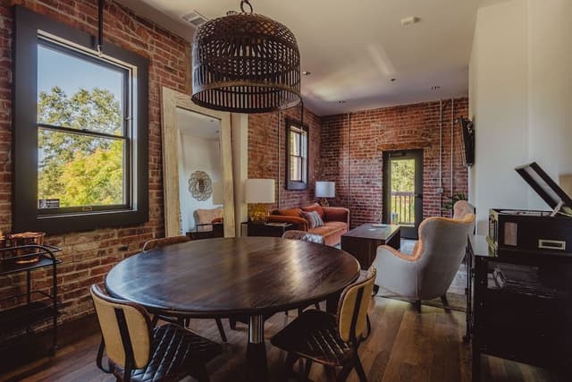 Luxury Loft, 3 Bedrooms, Mountain View (Drifter)