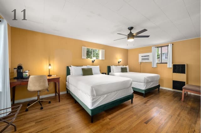 Deluxe Room, 2 Queen Beds