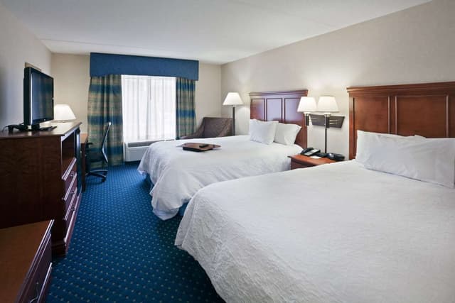 2 QUEEN BEDS NONSMOKING