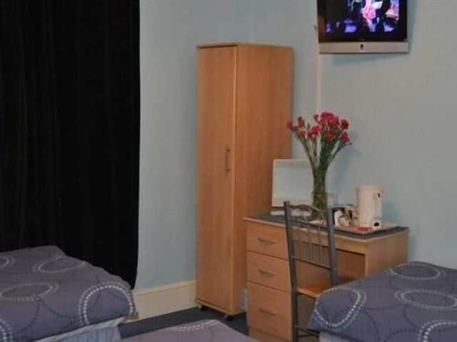 Triple Room, Ensuite