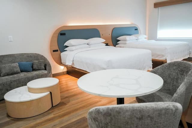 Premium Room, 2 Queen Beds, Kitchenette (Balcony)