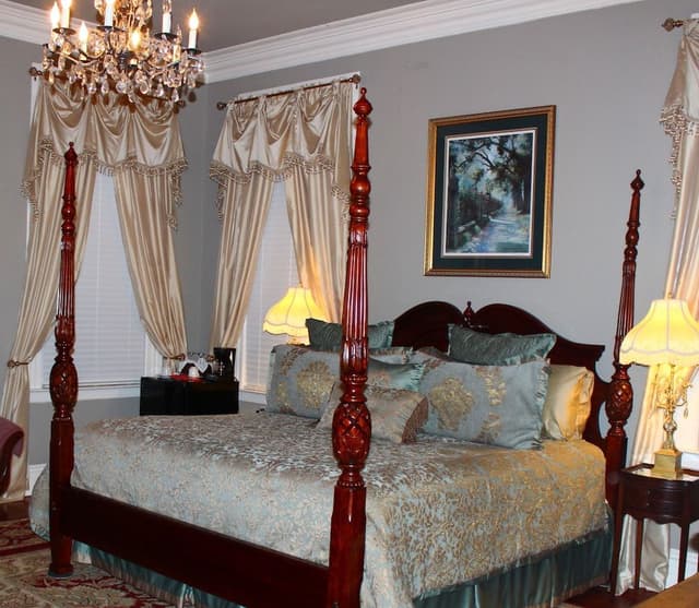Standard Double Room, Ensuite (Oleander)
