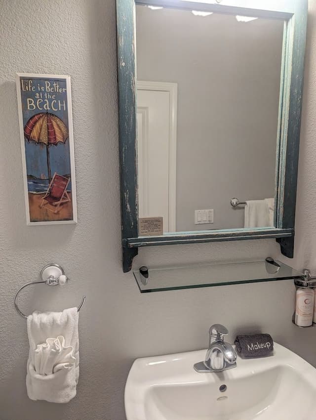 Room (Antigua)