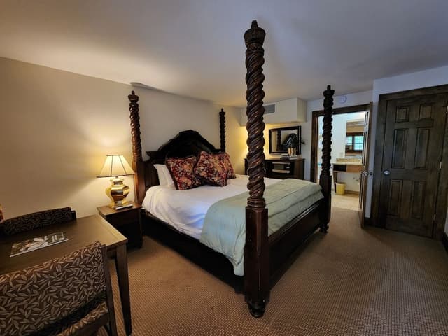 Premier Single Room