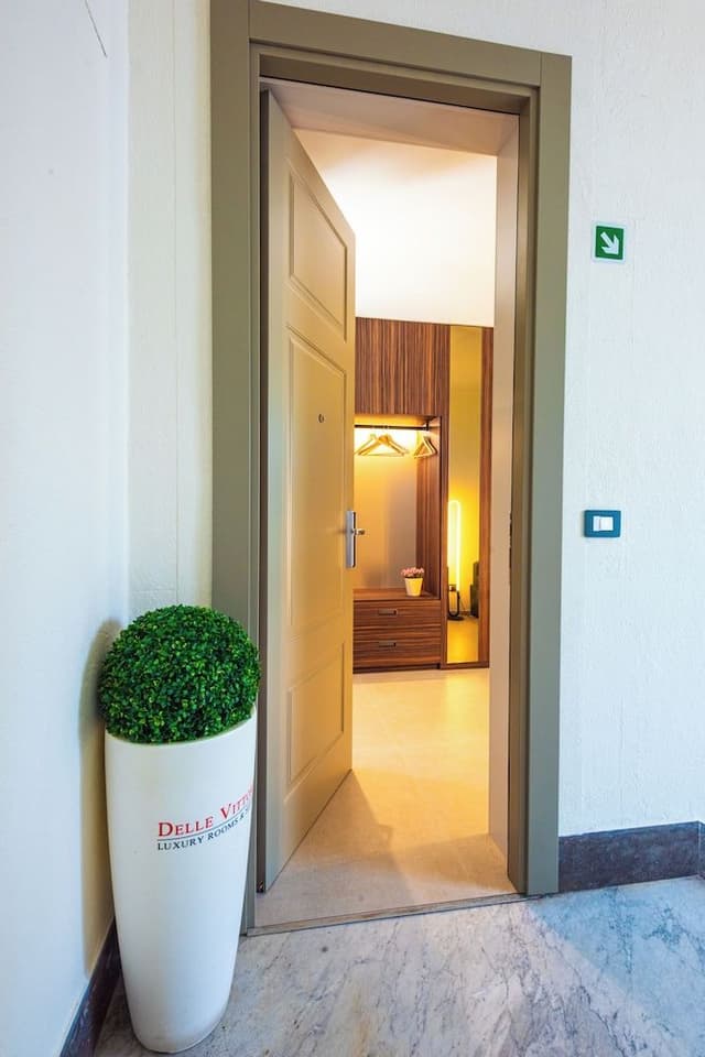 Exclusive Studio Suite, 1 King Bed with Sofa bed, City View, Tower