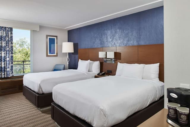 2 DOUBLE BEDS LARGER ROOM