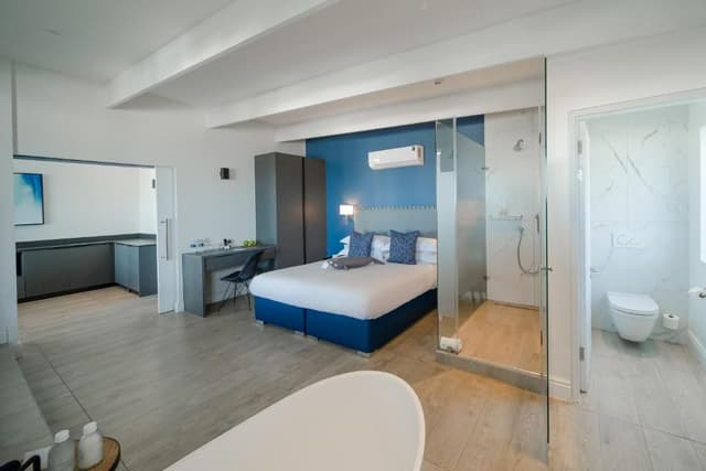 Suite with Sea View