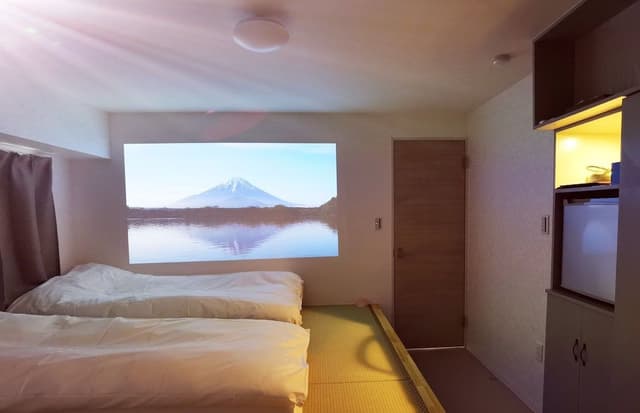 Design Quadruple Room