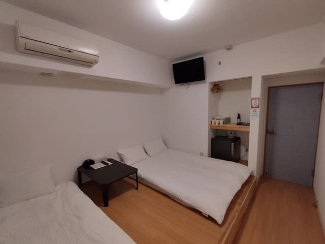 Basic Triple Room