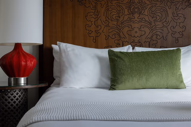 Suite, 1 King Bed, Accessible, Non Smoking