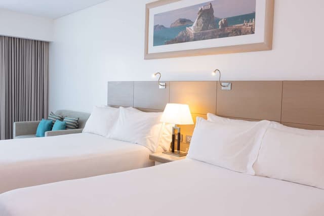 OCEAN VIEW DELUXE 2 DOUBLE BEDS ROOM