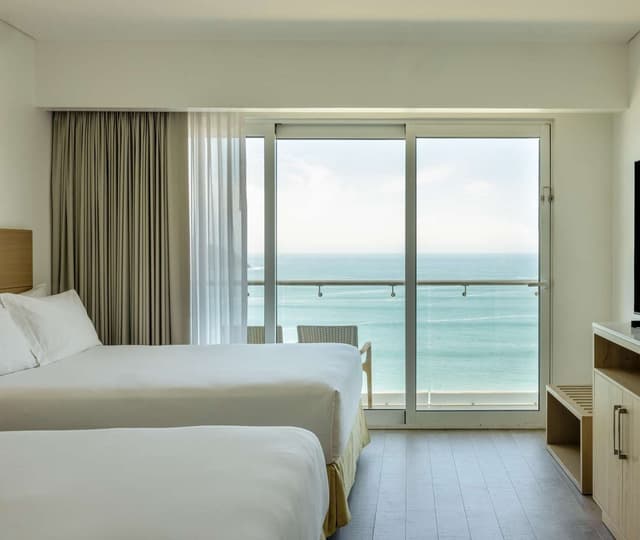 OCEAN VIEW DELUXE 2 DOUBLE BEDS ROOM