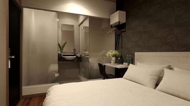 Room, 1 Queen Bed, No Windows