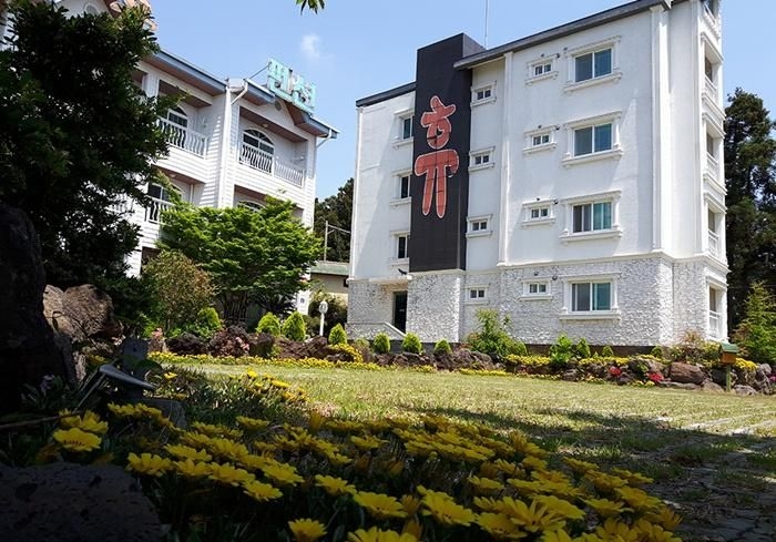 Jeju Hue Pension1