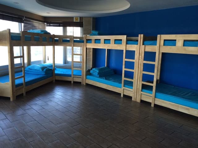 Shared Dormitory, Men only (18 persons)