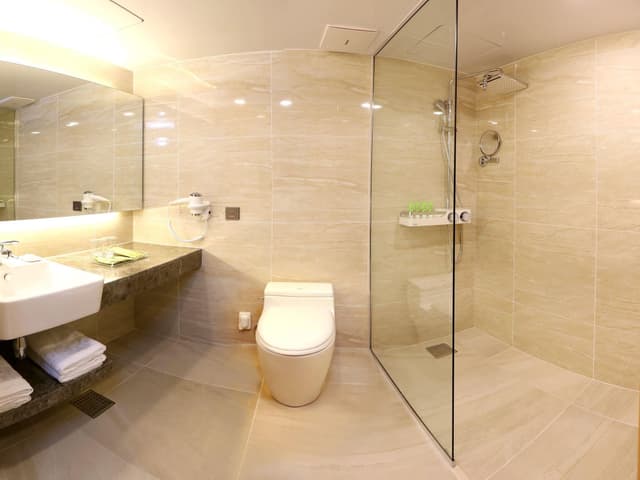 Standard Double Room (No View)
