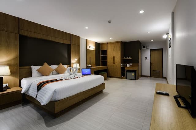 Grand Deluxe Room