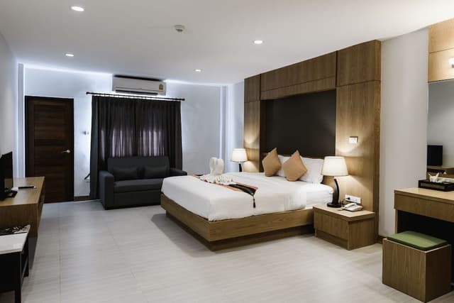 Grand Deluxe Room