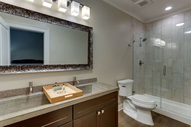 Double Queen Suite