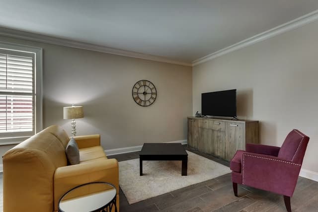 Executive King Suite