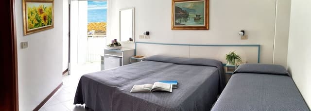 Standard Triple Room, Sea View