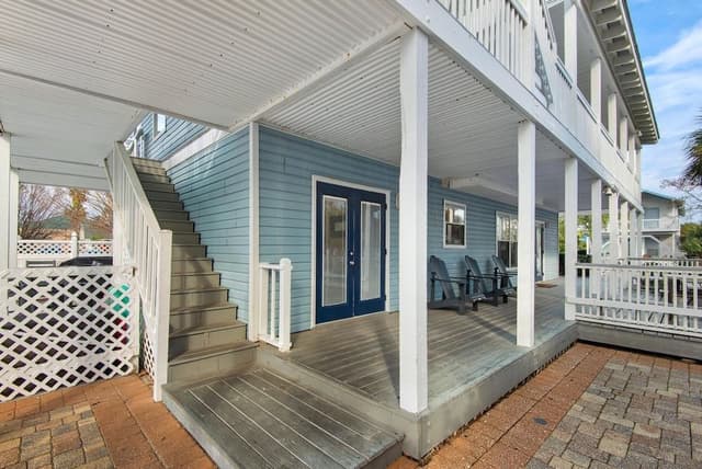 House, Multiple Beds (Beach House of Stress Relief)