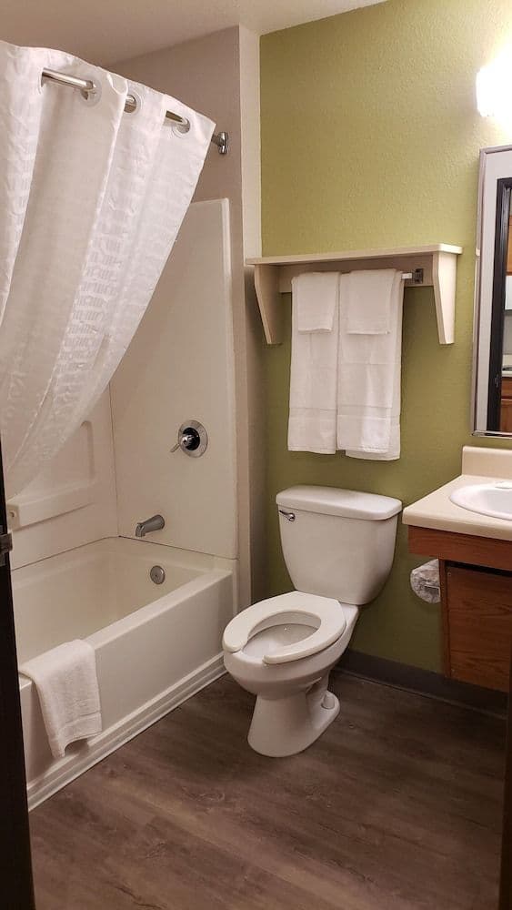 Standard Room, 2 Double Beds, Non Smoking
