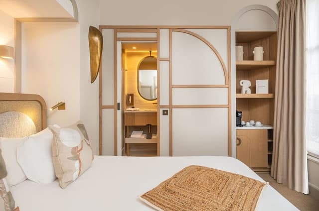 Classic Double Room