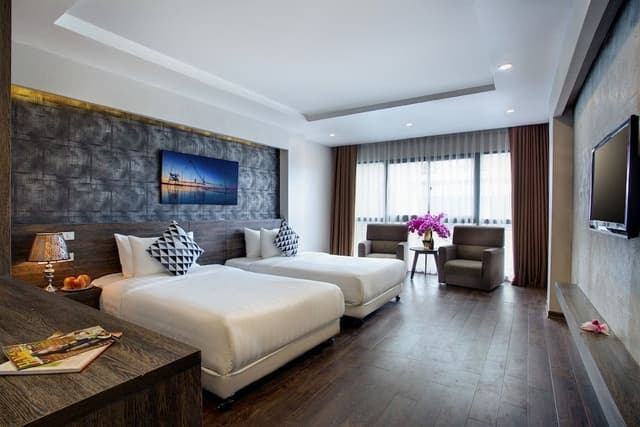 Deluxe Suite