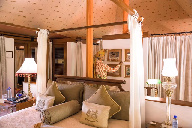 Luxury Tent, 1 King Bed