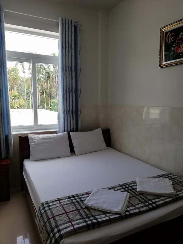Standard Fan - Double Bed