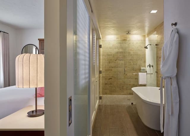 Deluxe Suite, Ocean View